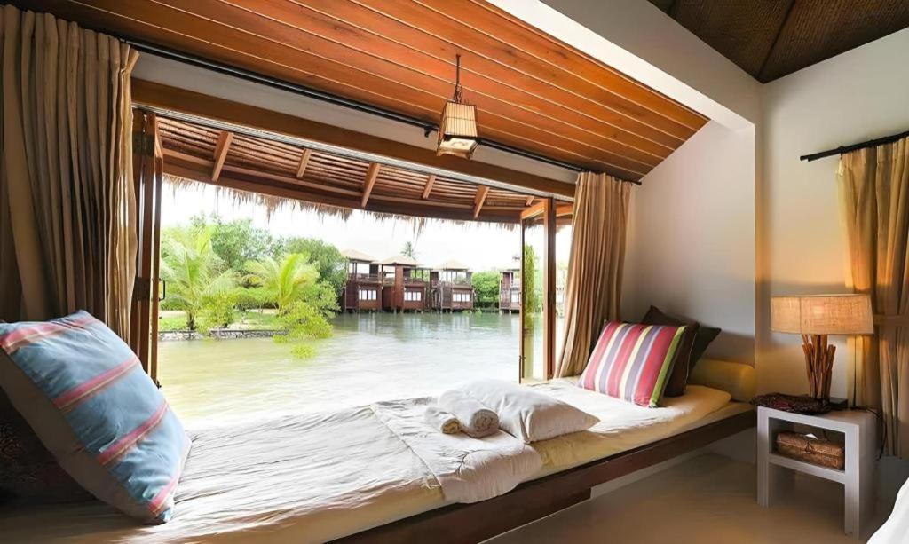 The Blue Sky Resort@ Koh Payam Koh Phayam Eksteriør billede